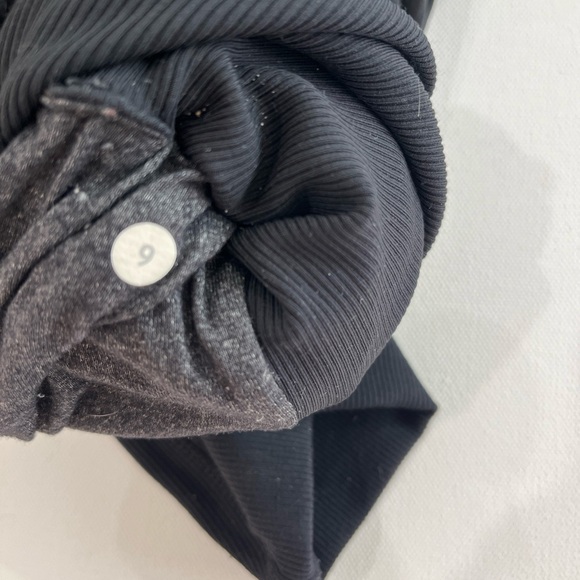 LULULEMON Dance Studio Jacket Black Lined Hoodie Pockets Thumb Holes Women’s 6 - Picture 9 of 13